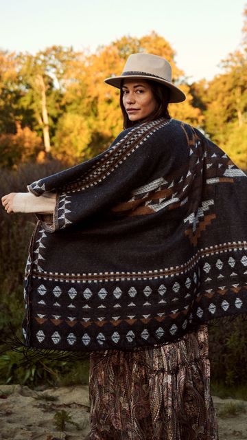 BARTS Layula Poncho-4