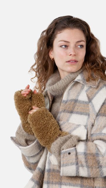 BARTS Bantota Fingerless Gloves-2