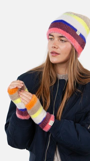 BARTS Kumana Fingerless Gloves-1