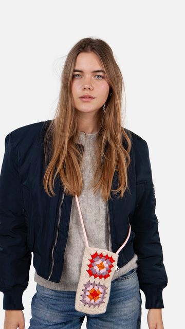 BARTS Sigrunn Phonebag-2