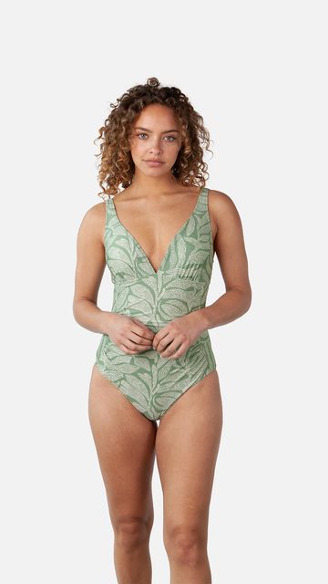 BARTS Akamu Sculpting One Piece-1